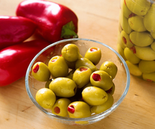 Оливки зеленые Katre Biber фаршированные перцем 100 г