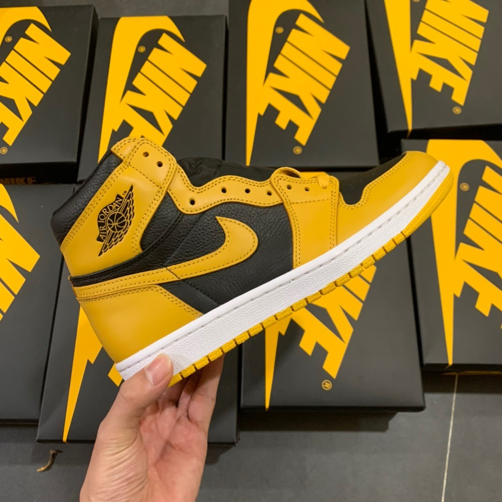 Air Jordan 1 High OG “Pollen”