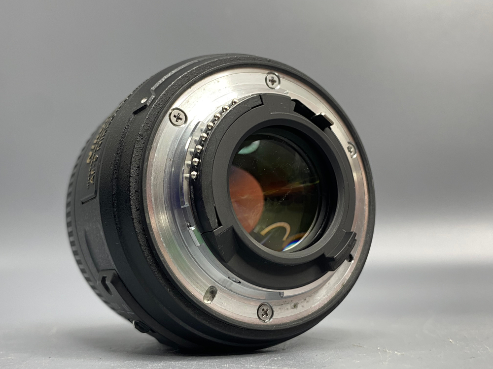 Nikon 35mm 1.8G AF-S DX Nikkor