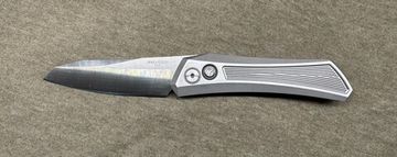 Нож автоматический Pro-Tech OLIGARCH CUSTOM 002 (2024 г.) - сталь CPM-MagnaCut, рукоять сталь, кнопка абалон, клипса титан