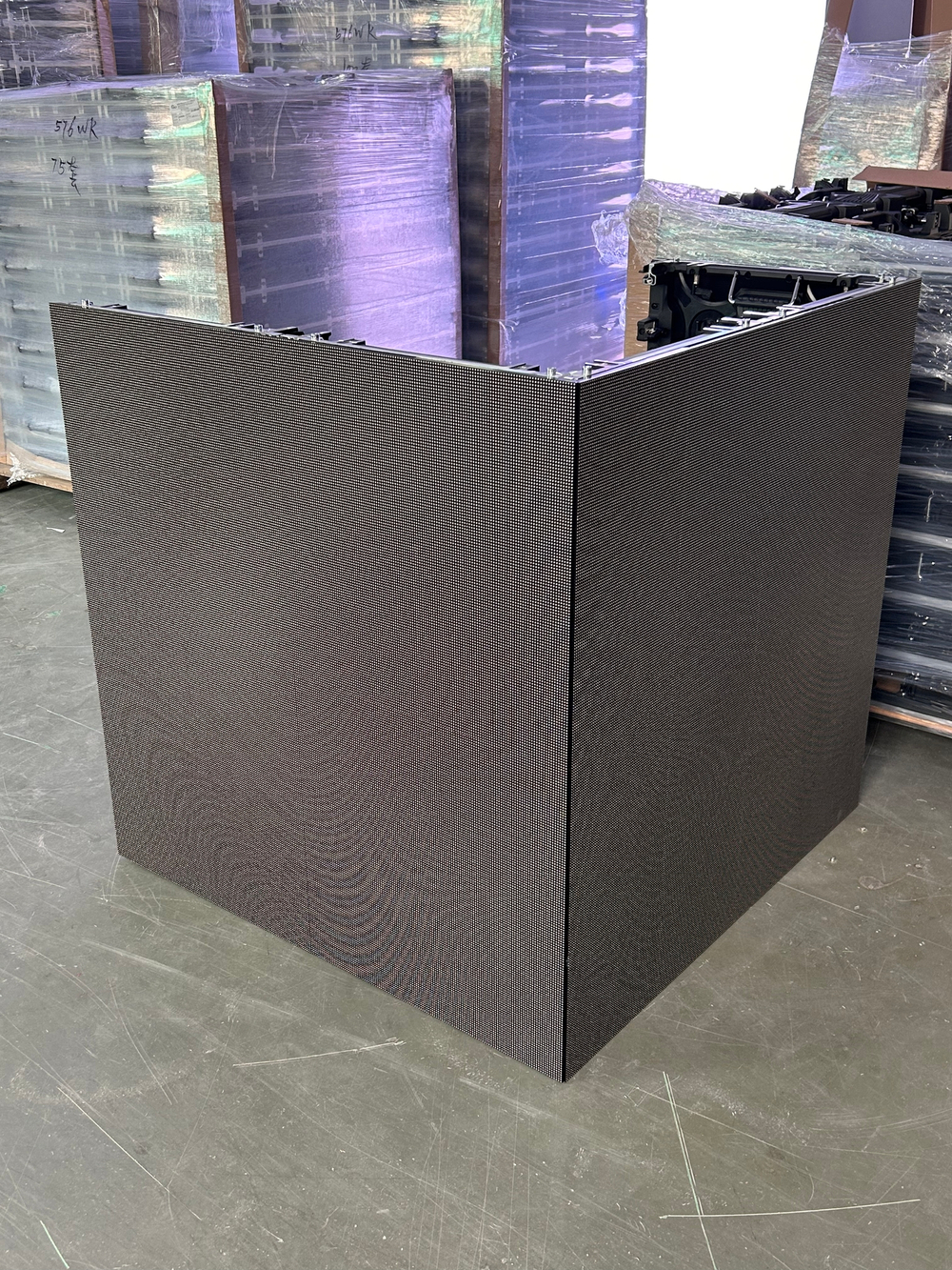 Р3.9 V-LED indoor 500x1000mm