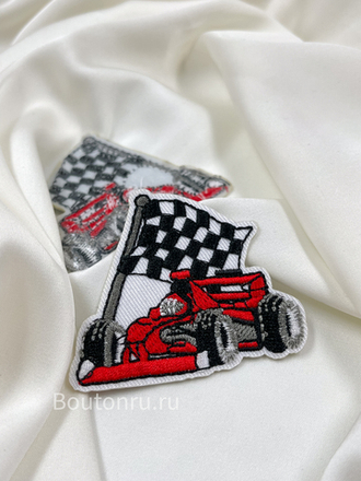 Нашивка машинка с флагом