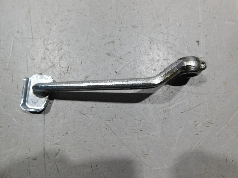 Лапка заднего тормоза Yamaha V-Max 1200 021086