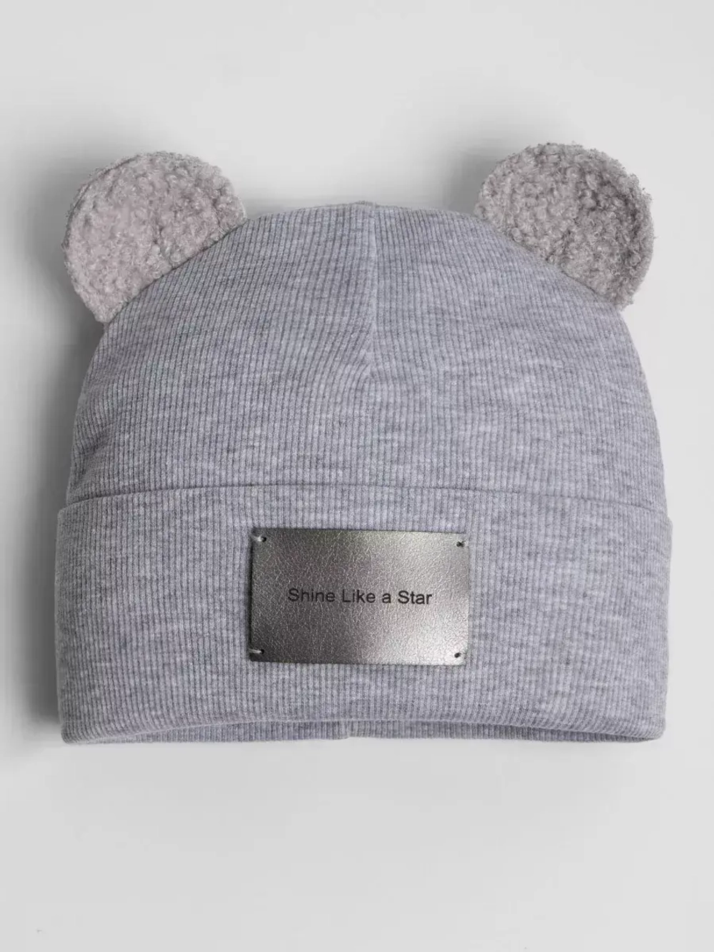 Шапка для мальчика с ушками на осень