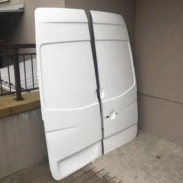 Двери задние стеклопластик для Mercedes Sprinter W906 FL