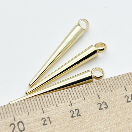 Подвеска Шип, цвет золото, размер 36*4 мм, цена за 1 шт