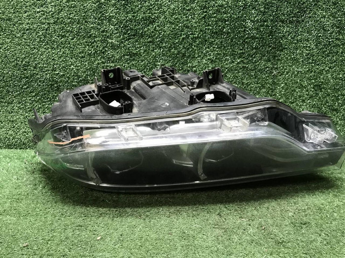 Фара левая BMW 3er F30 (2015-2020) LED