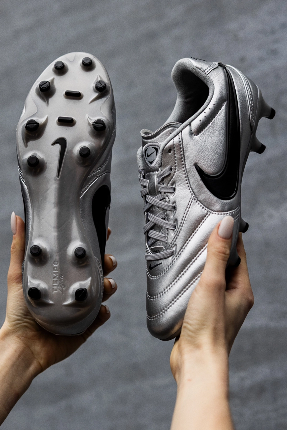 Бутсы Nike Tiempo Ligera Pro FG - серебряный