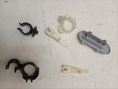 RST703DW кт18 Пластиковый крепеж, защёлки и заглушки для стиральной машины Hotpoint-Ariston б/у