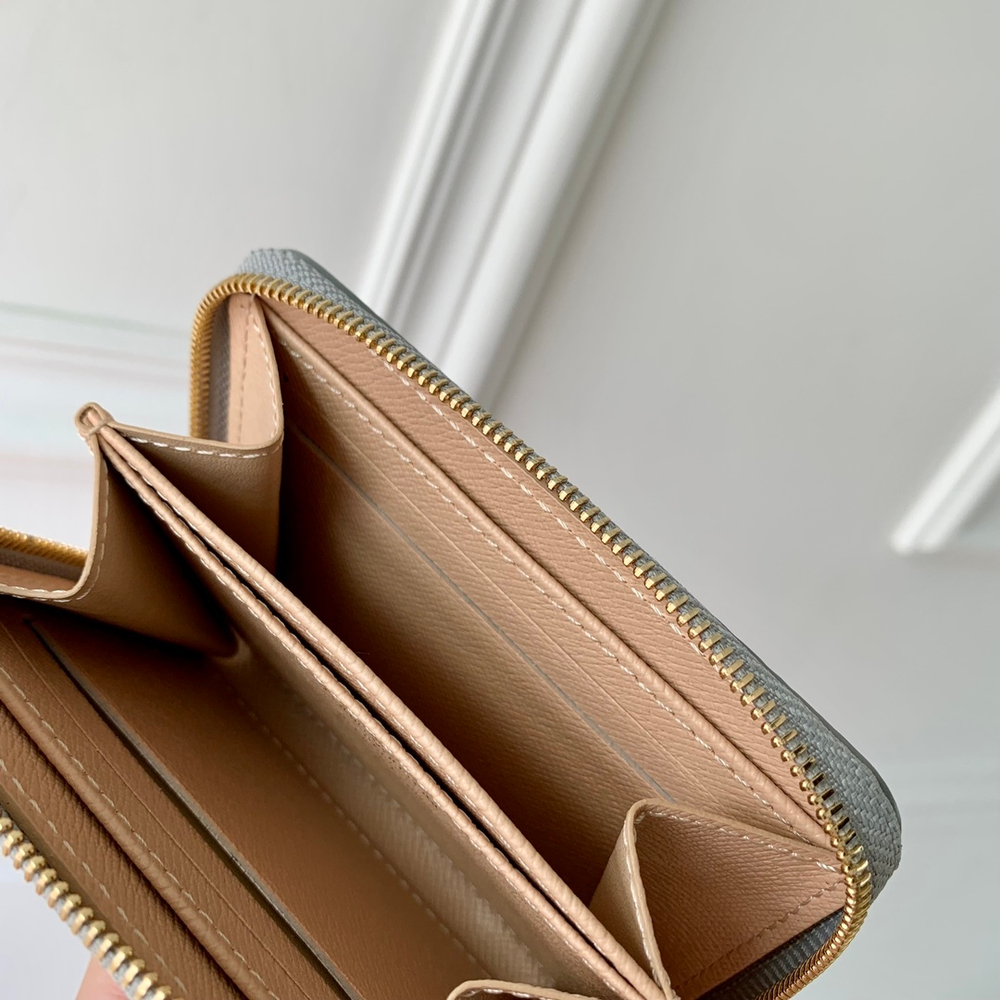 Louis Vuitton Zippy Coin Purse