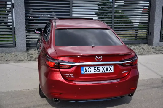Козырек на стекло для Mazda 6 Atenza GJ