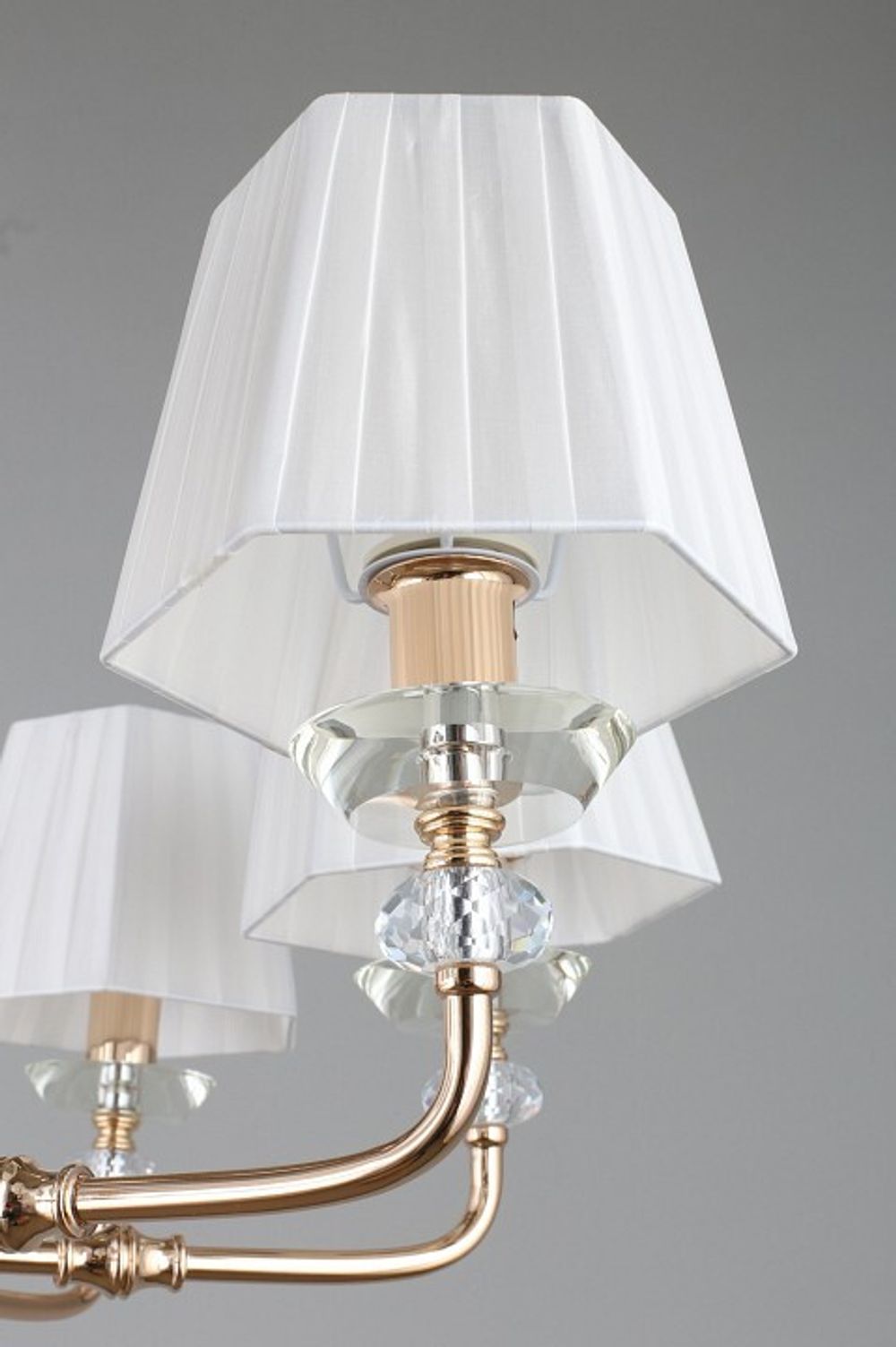 Подвесная люстра Aployt Silvian APL.719.03.08