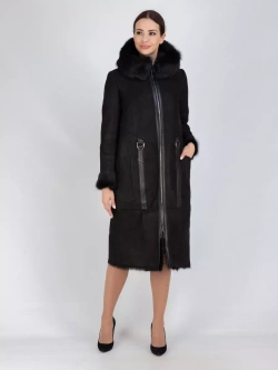Дубленка зимняя с капюшоном натуральная