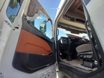 Foton AUMAN 4x2 Седельный тягач BJ4189SLFKA (Дизельный, 11,8 л, 470 л.с. АТ)
