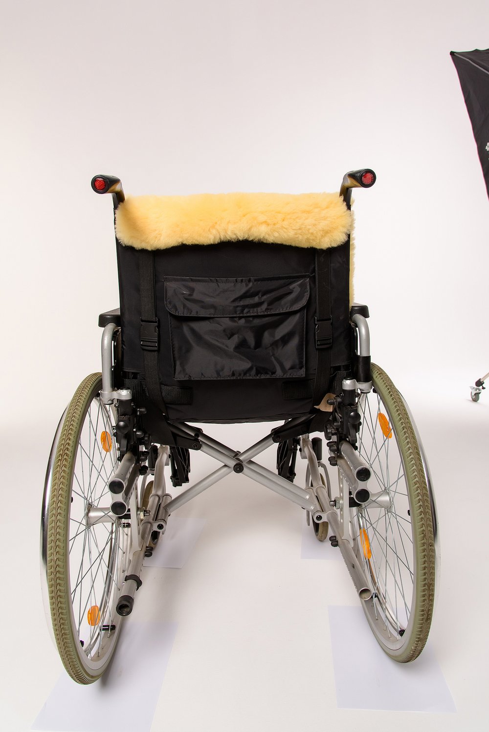 Накидка на инвалидное кресло