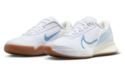 Женские Кроссовки теннисные Nike Zoom Vapor Pro 2 - white/light blue/sail/gum light brown