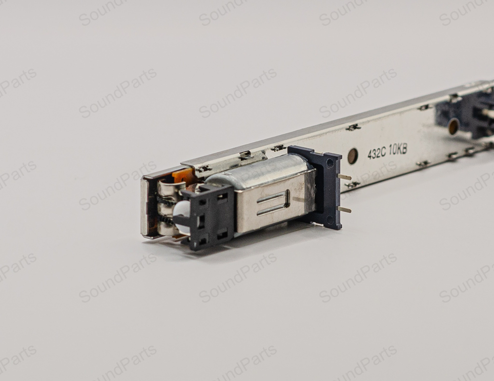 Фейдер для YAMAHA QL/CL - RSA0N11M9A0J