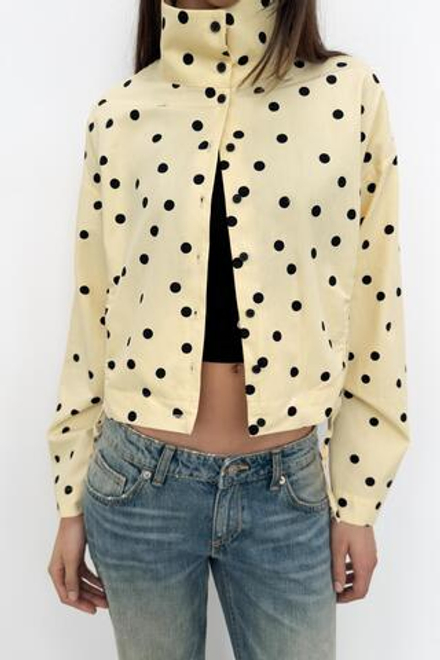 ZARA КУРТКА В ГОРОШЕК СО СБОРКАМИ, ЧЕРНЫЙ/ЖЕЛТЫЙ