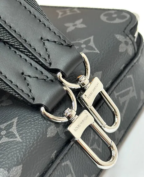 Бумажник Louis Vuitton Alpha Wearable Monogram Eclipse