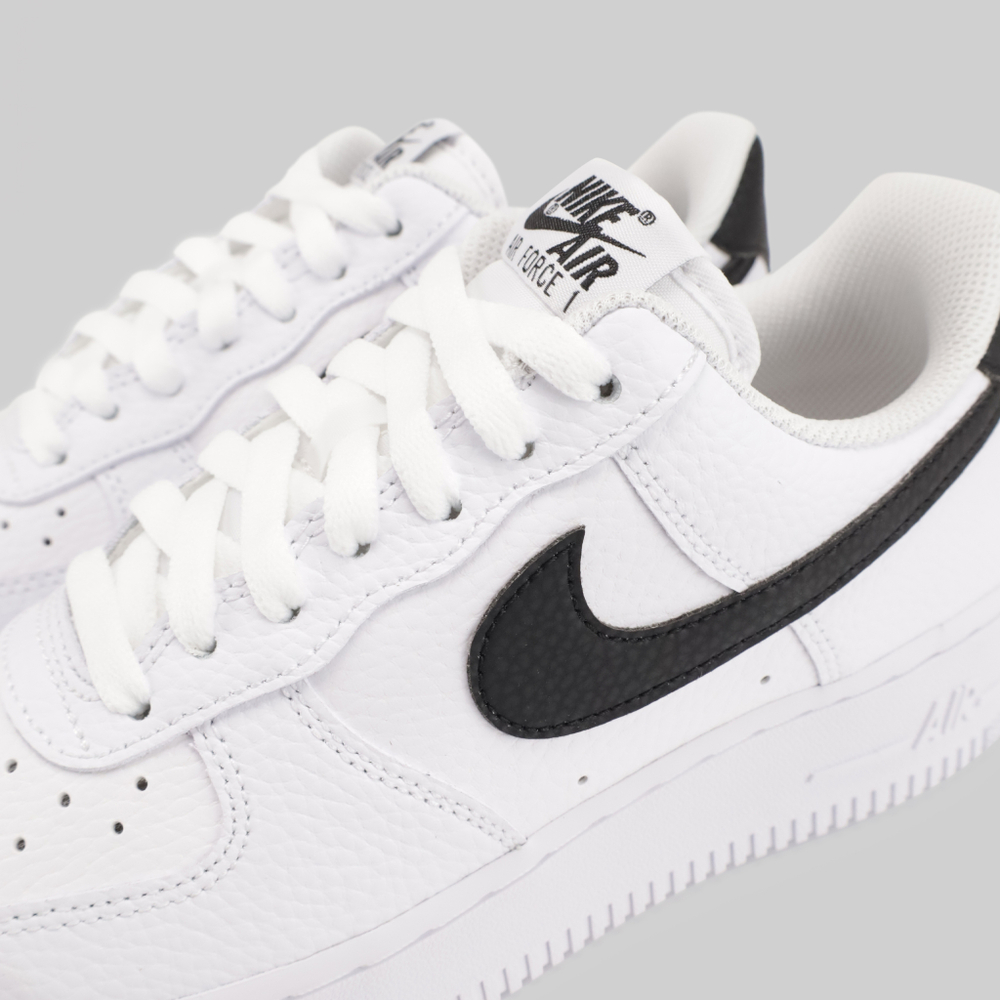 Кроссовки Nike Air Force 1 '07 - купить в магазине Dice с бесплатной доставкой по России