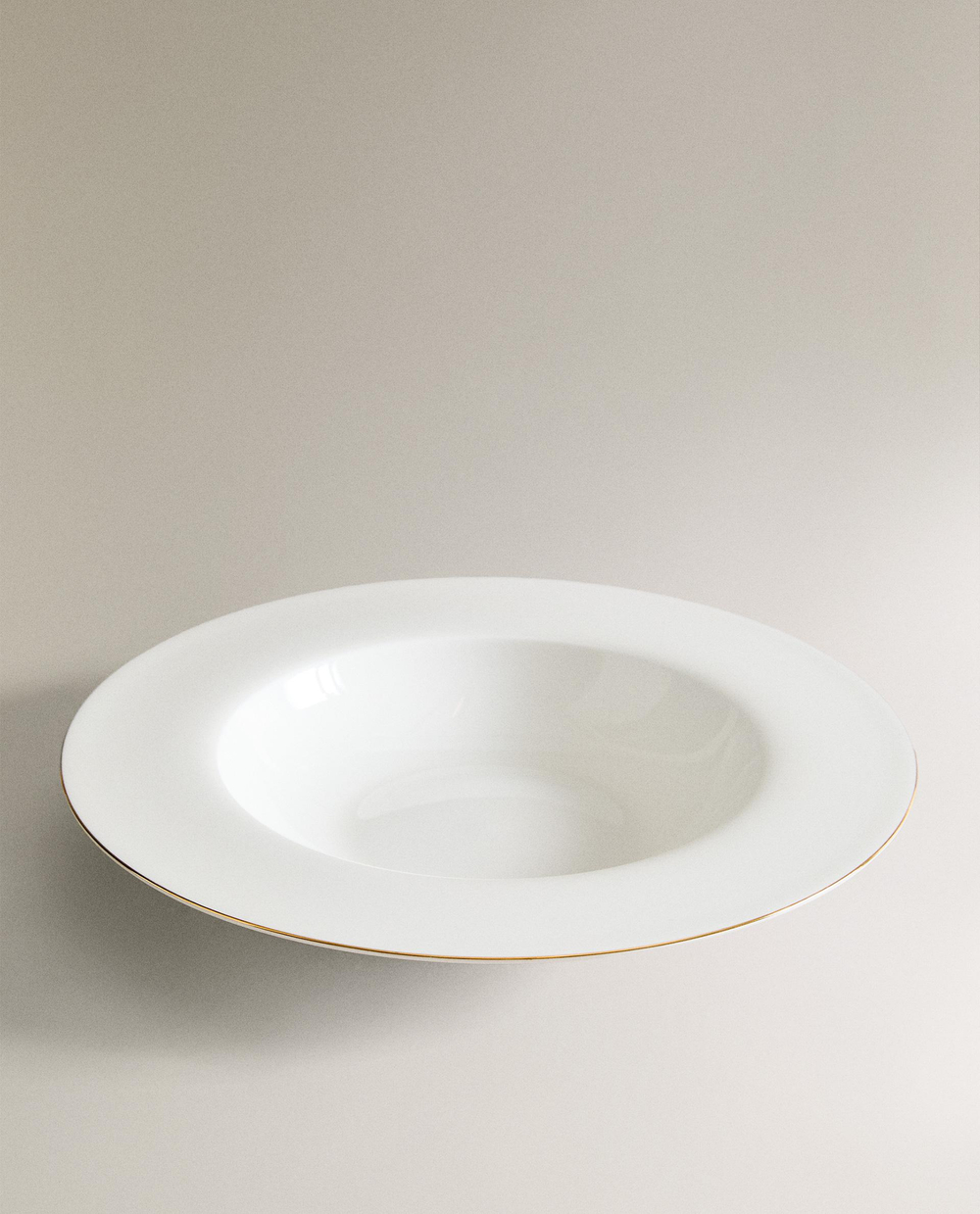 Zara Home тарелка глубокая из костяного фарфора, цвет золотой, 23 см