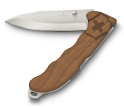 Нож перочинный Victorinox Evoke Wood 136 мм (0.9415.D630)