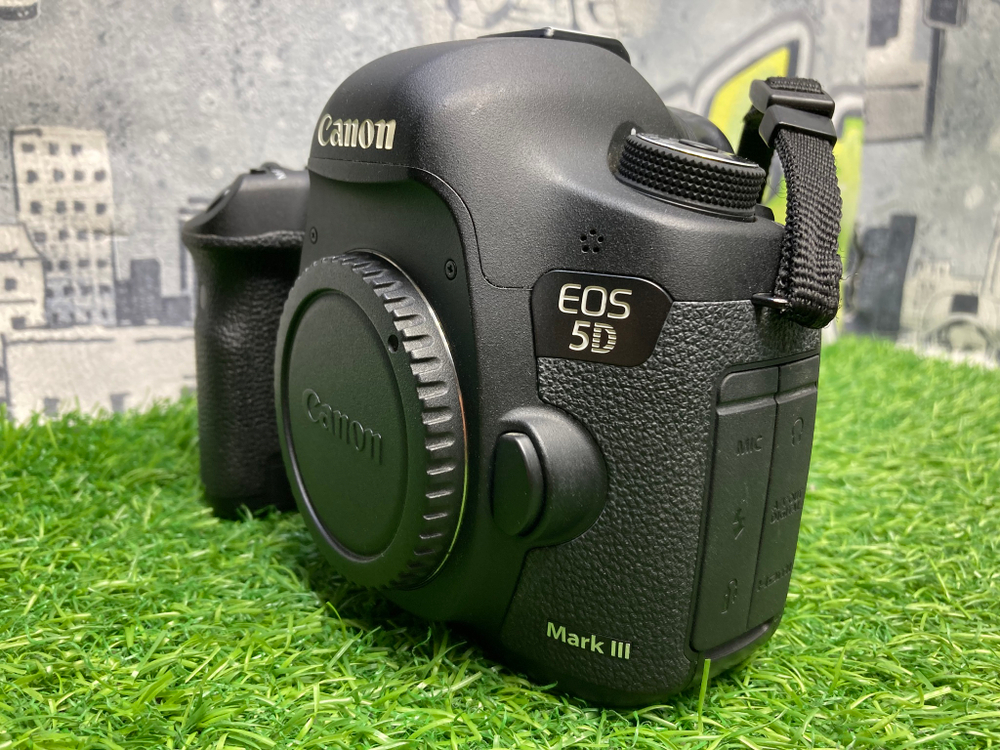 Canon EOS 5D Mark III 23.000 кадров