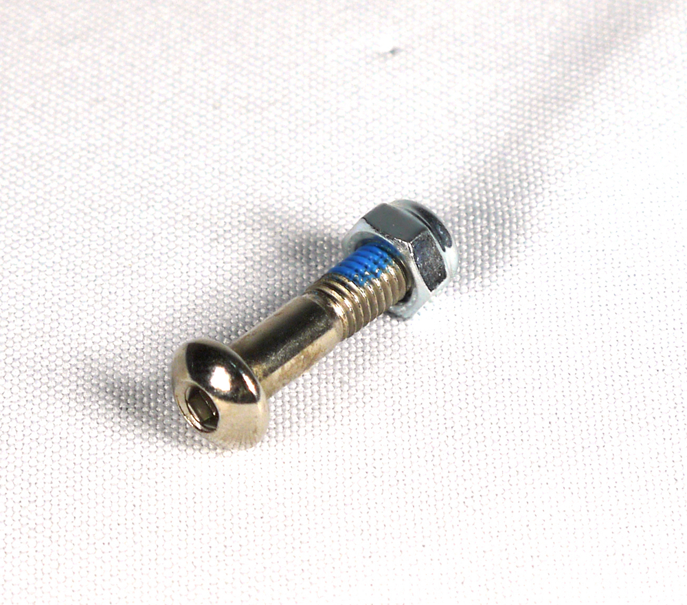 Болт с гайкой KICKBOARD Original