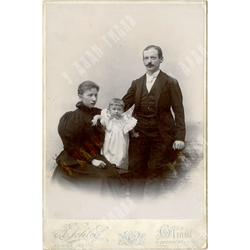 Серия студийных фотопортретов. Австро-Венгерская Империя. 1900