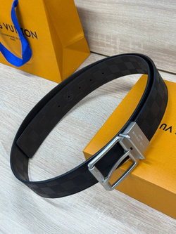Ремень двухсторонний Louis Vuitton