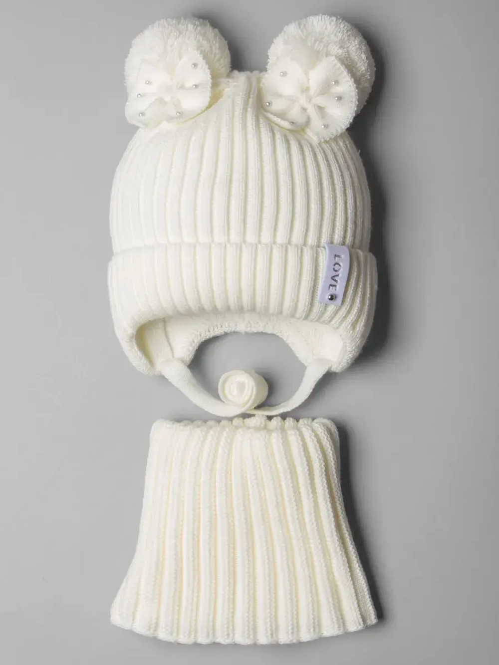 Шапка для девочки на осень