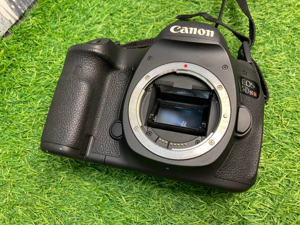 Canon EOS 5DSR 7.200 кадров