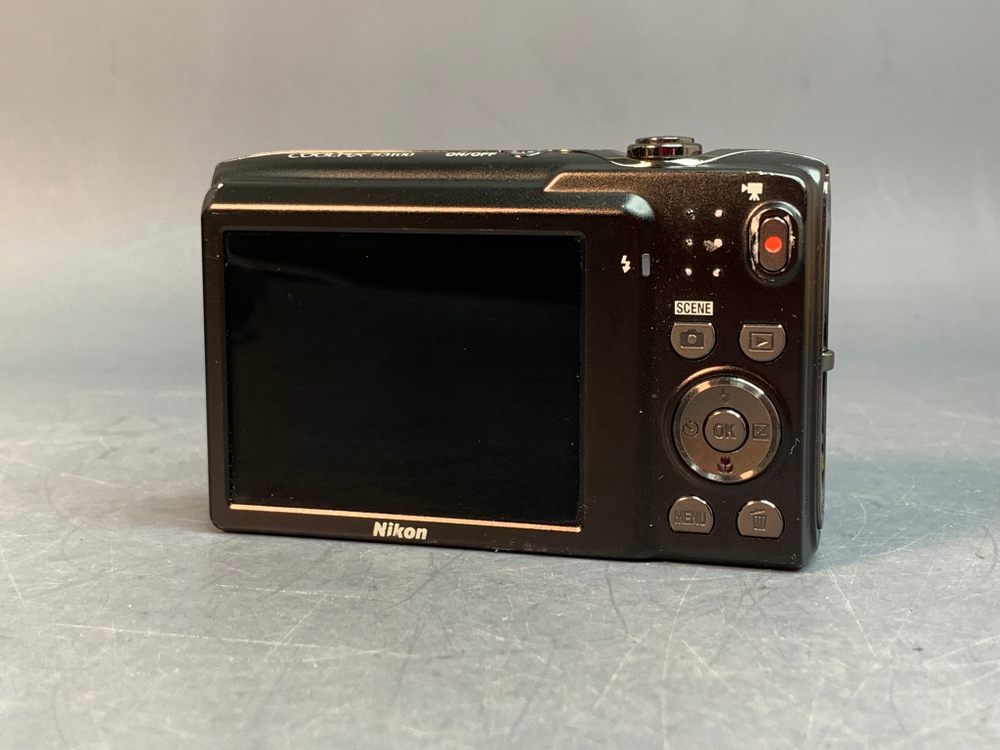 Nikon Coolpix S3100