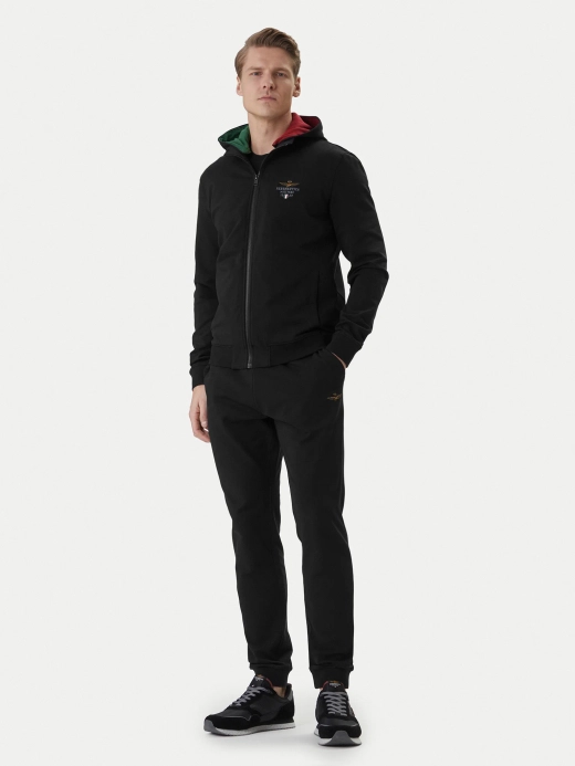 Спортивный костюм из хлопка