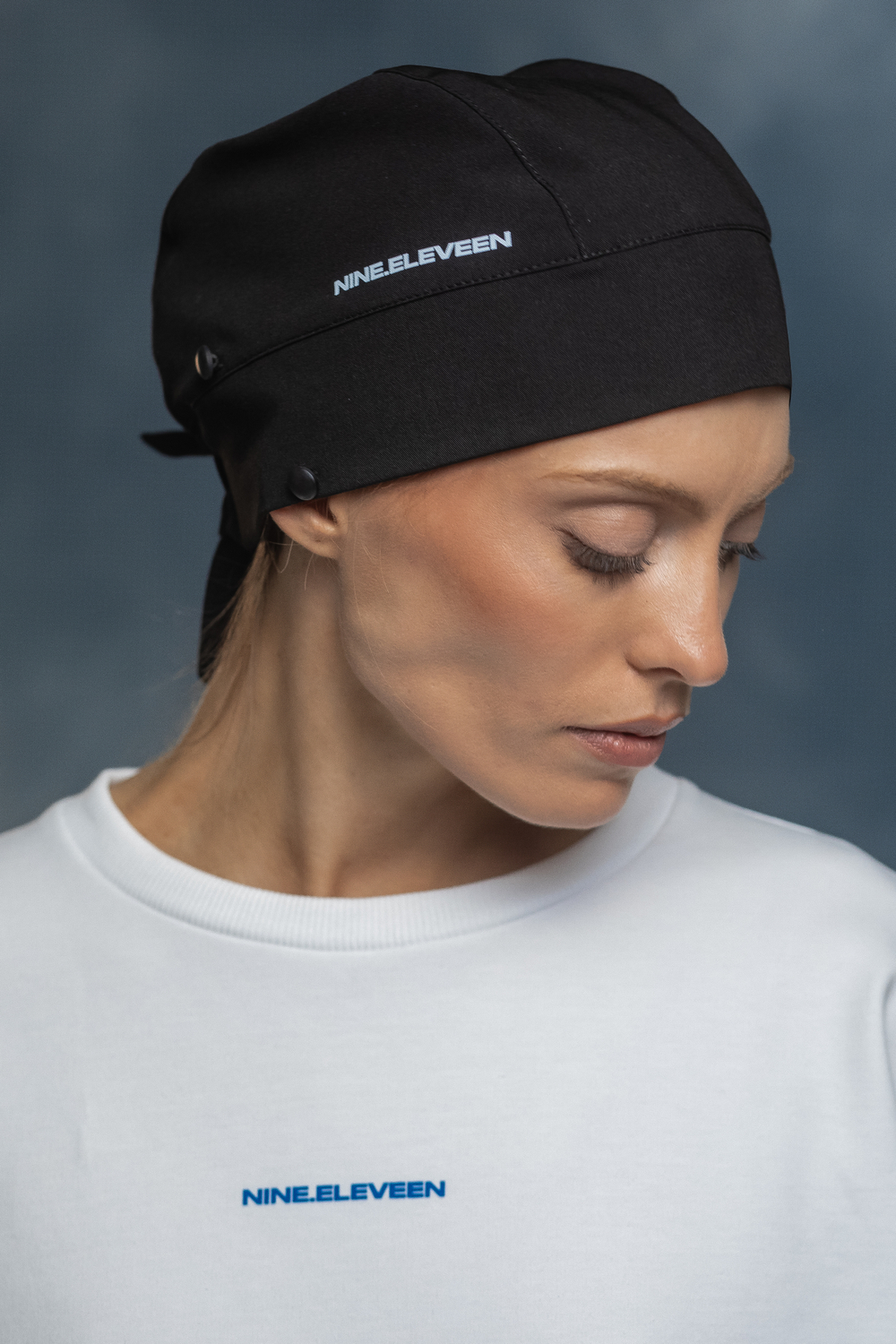 Медицинская шапочка с фиксаторами