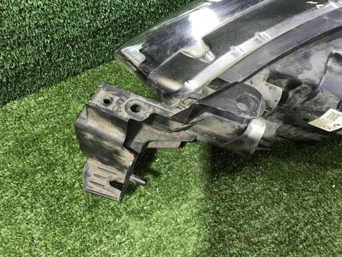 Фара правая Mazda CX-5 1 (2015-2017) LED