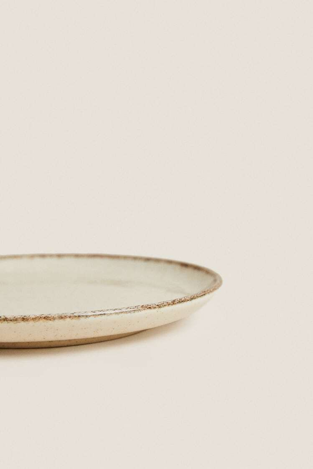 ZARA HOME ФАРФОРОВАЯ БОКОВАЯ ТАРЕЛКА, СВЕТЛО-БЕЖЕВЫЙ