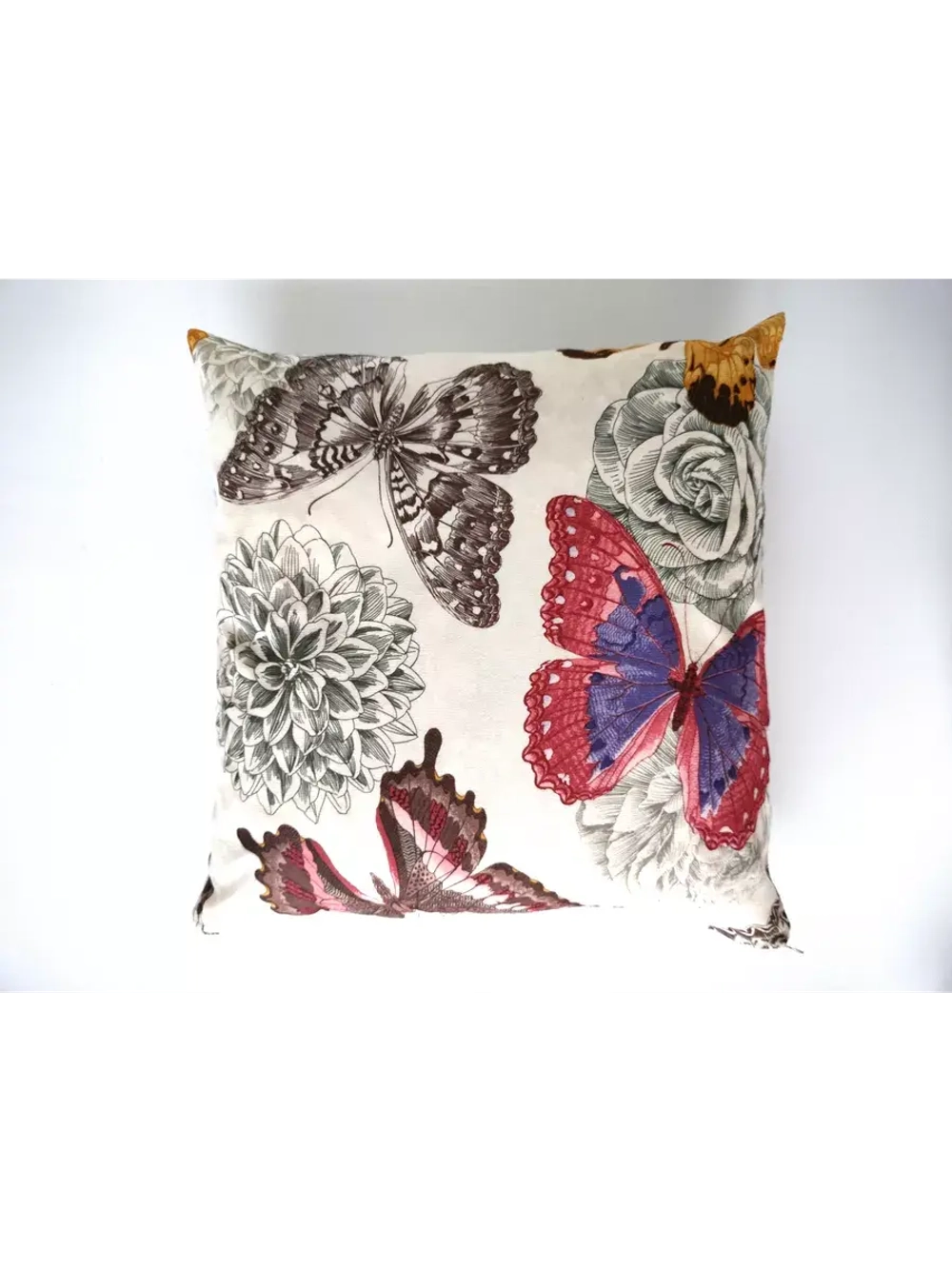 Подушка с наполнителем из кедровой стружки