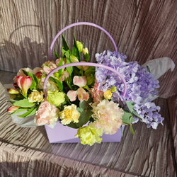 Композиция со стабилизированной гортензией "Счастье быть с тобой"