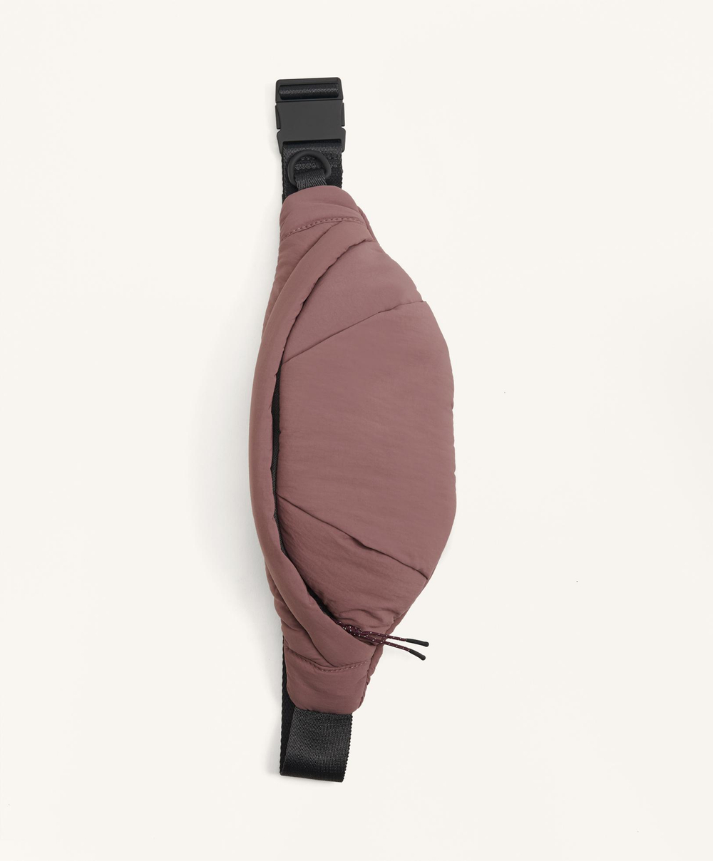 OYSHO Водонепроницаемая нейлоновая поясная сумка, цвет мальвы