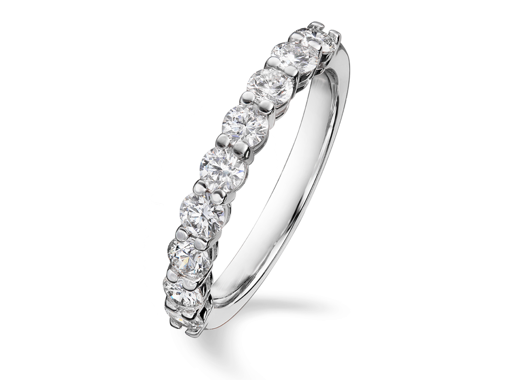 Кольцо "Полудорожка" с природными бриллиантами