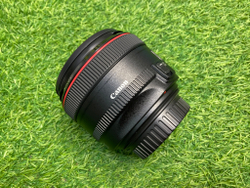 Canon EF 50mm 1.2L USM