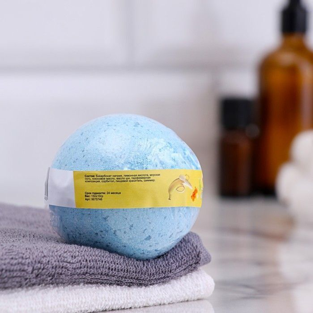 Бомбочка для ванны с шиммером и ароматом банана Банановый мармелад - 150 гр. (Цвет: голубой)