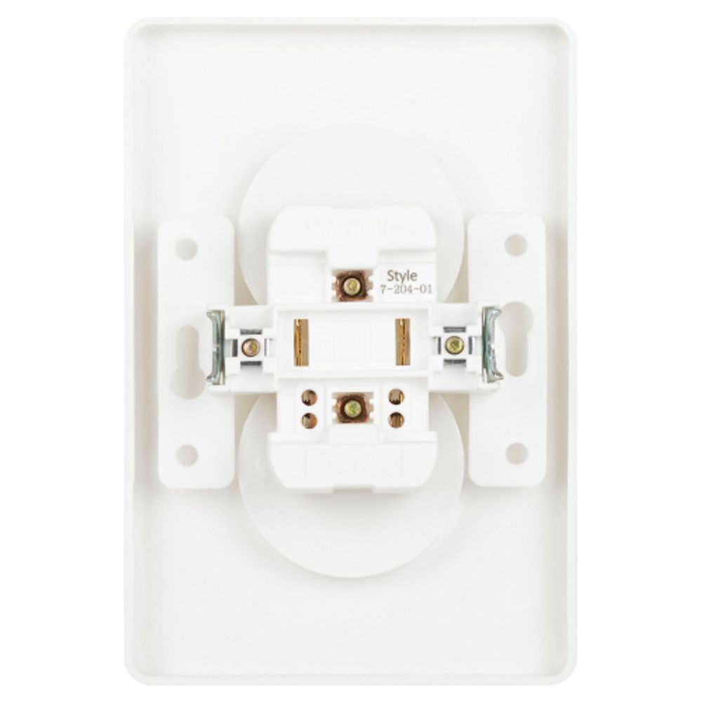 Розетка Intro Style 7-204-01 двойная без заземления 2х2P 16А-250В IP20 СУ белый