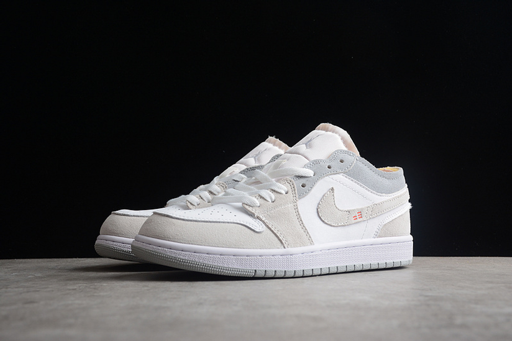 Jordan 1 Low Inside Out Cream White Light Grey