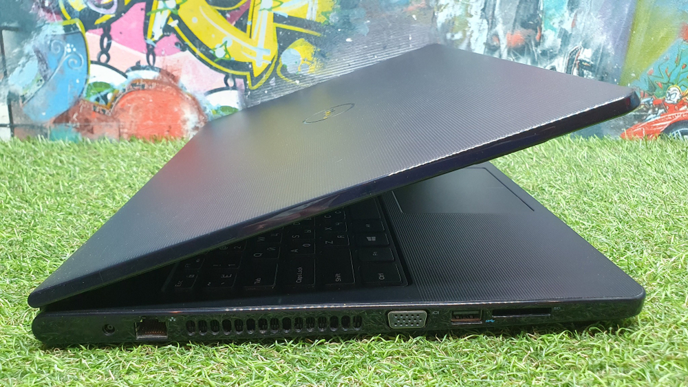 Ноутбук DELL i3-5/8 Gb/SSD 256 Gb/ Vostro 3558 [3558-1993]/Windows 10