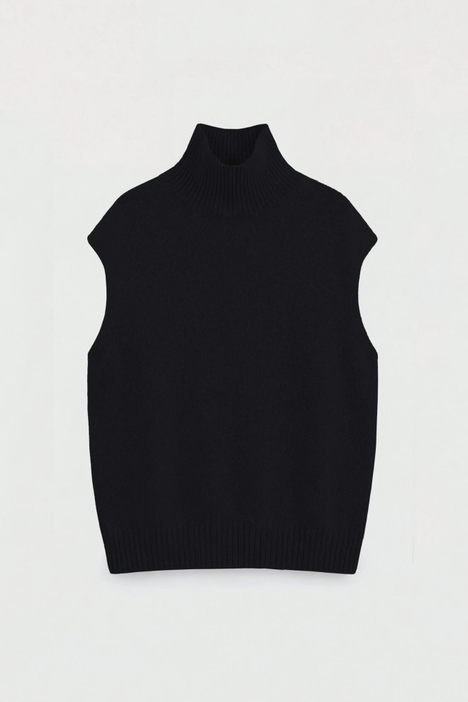 Топ с горлом ОТО