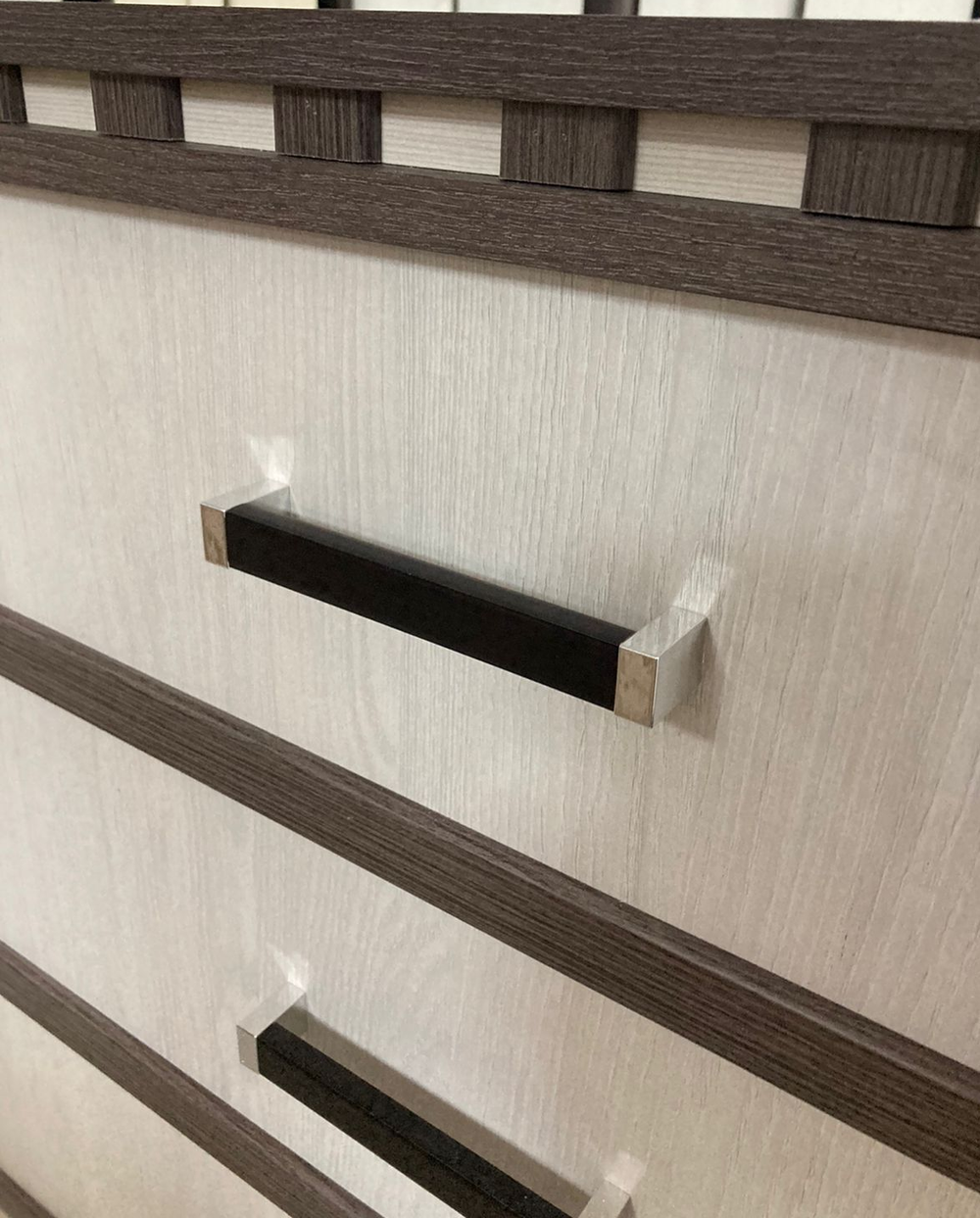 Комод Ольга-13 ясень анкор темн/ясень анкор св