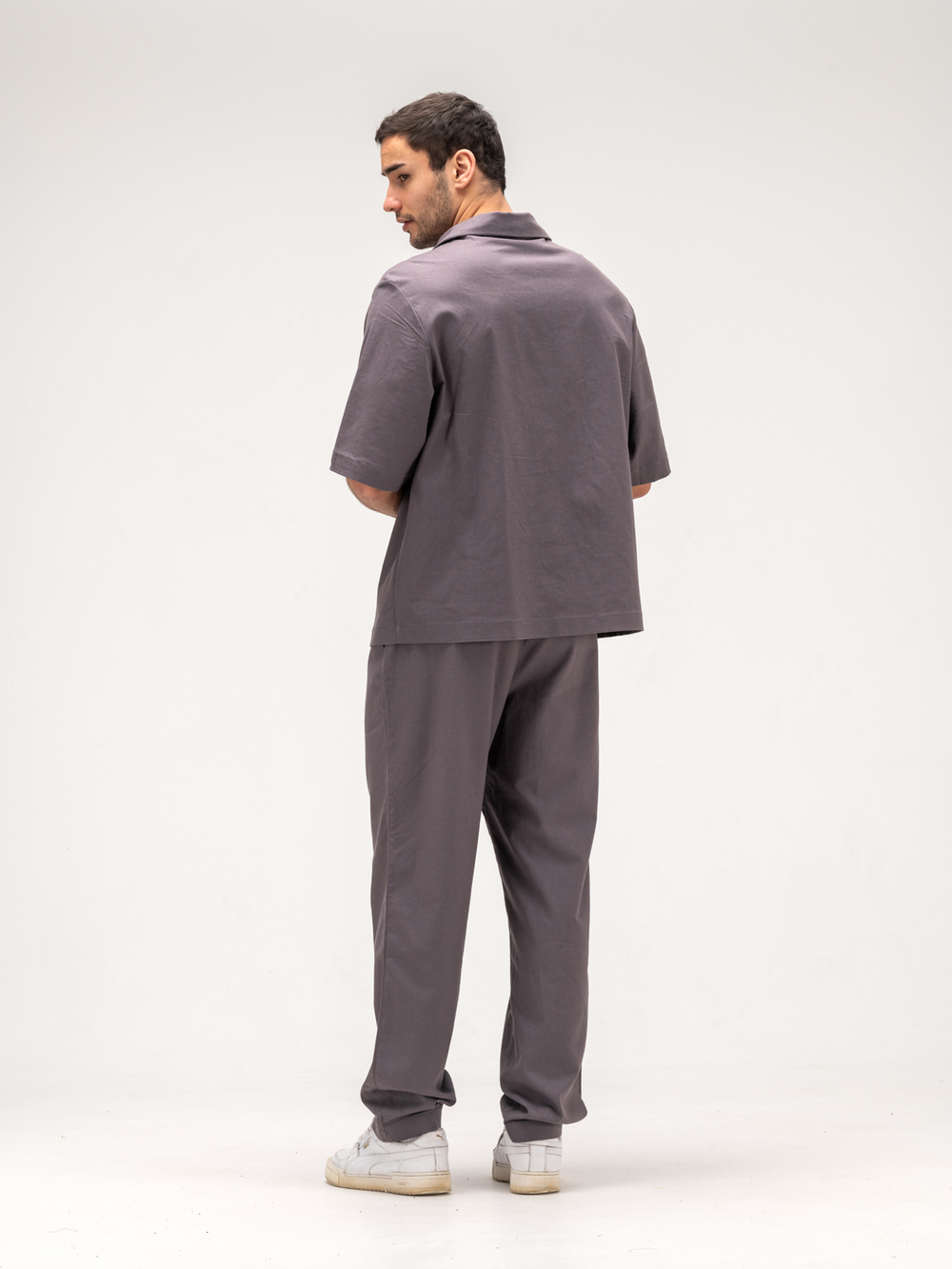 Костюм мужской льняной. Рубашка с брюками. Графит