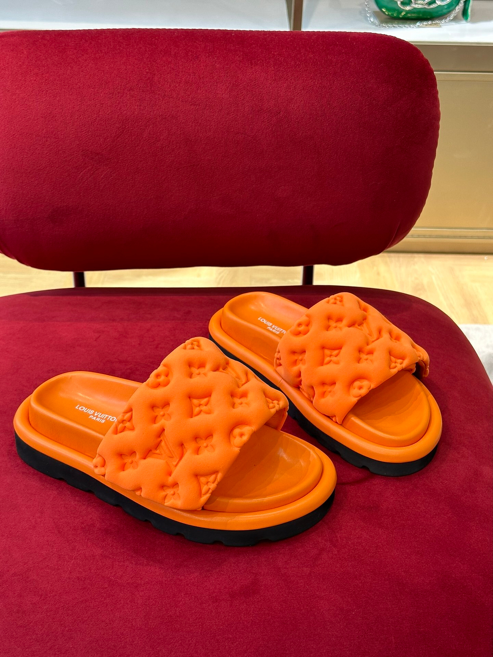 Louis Vuitton Pool Pillow Flat Comfort Mule